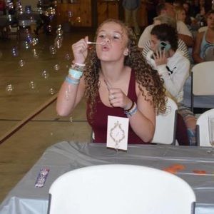 Meet your Posher, Alyssa